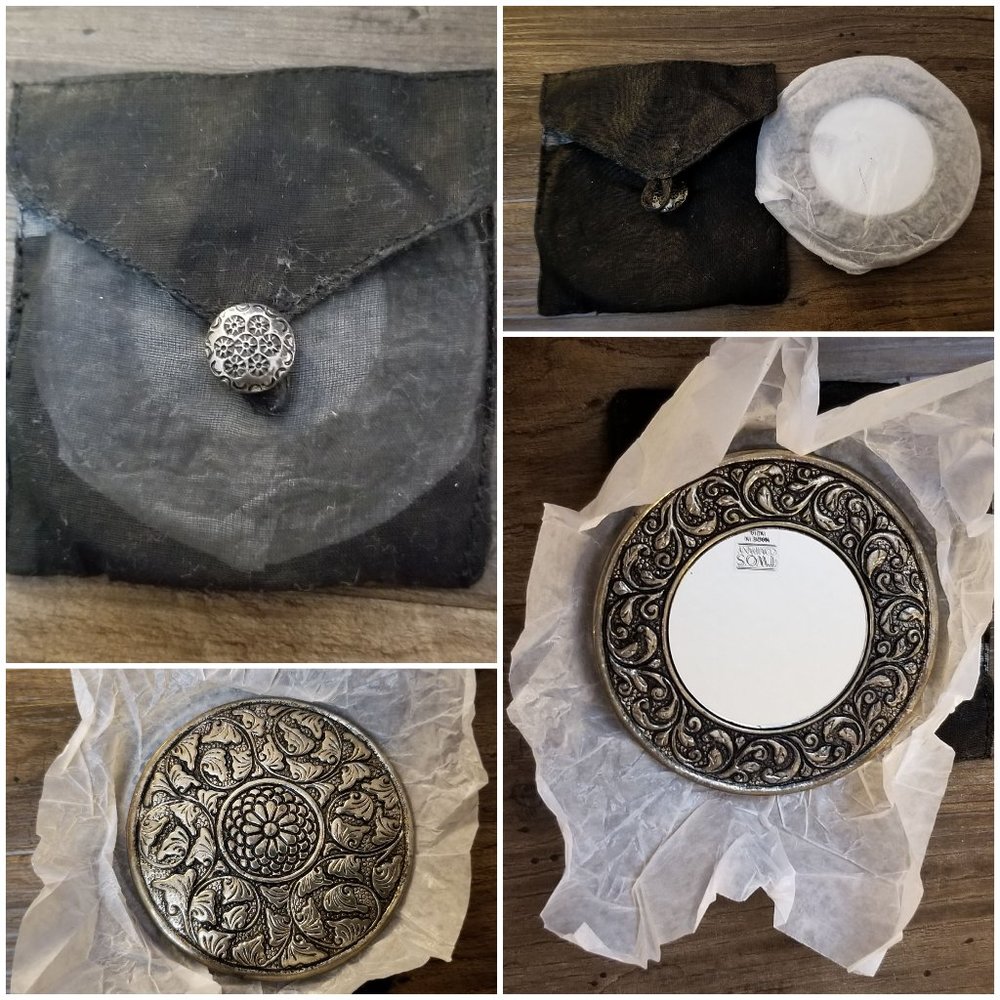 TWO's Company Campact Purse Mirror - NEW